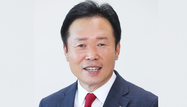 황영호 충북도의원이 충북홀대를 강력하게 비판했다